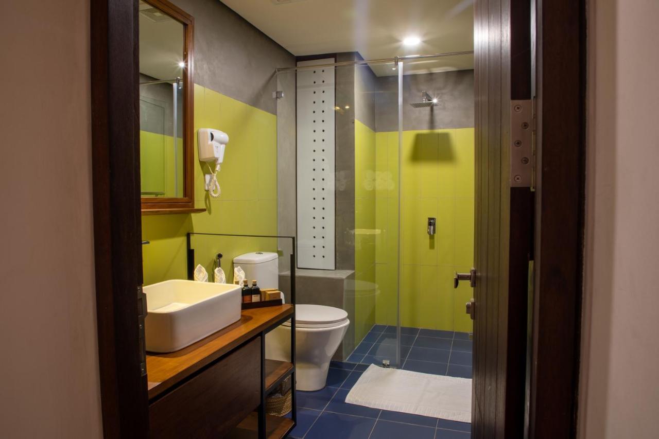 Lake Avenue Hotel Kandy Ngoại thất bức ảnh