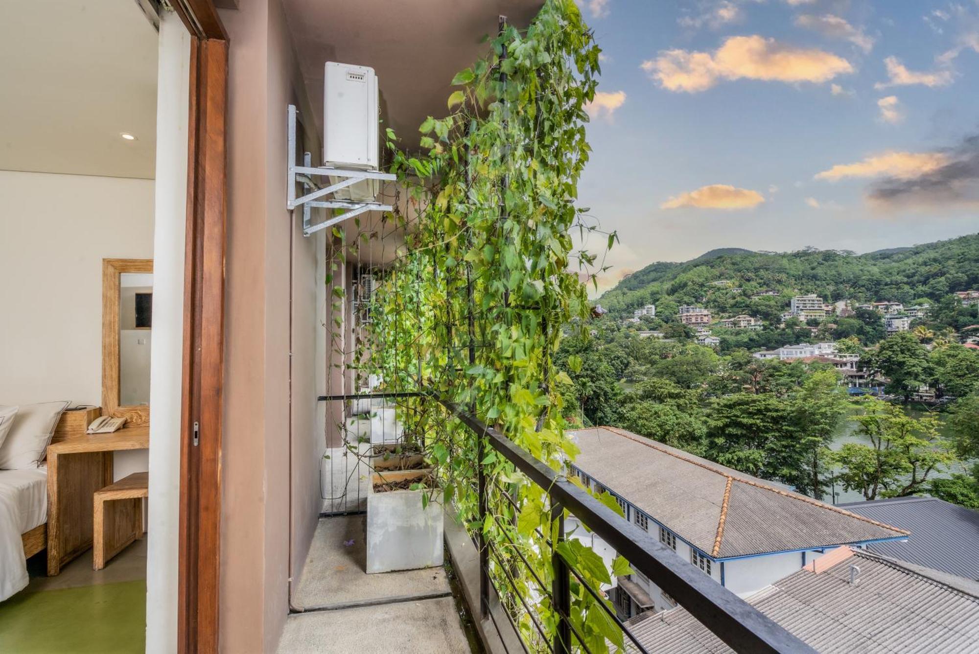 Lake Avenue Hotel Kandy Ngoại thất bức ảnh