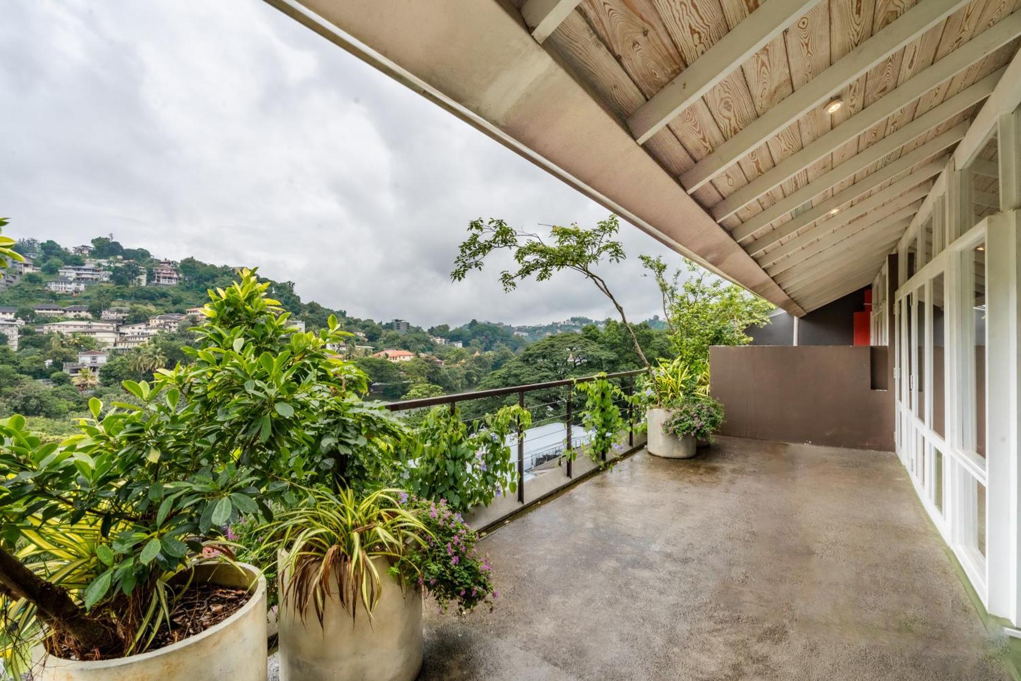 Lake Avenue Hotel Kandy Ngoại thất bức ảnh